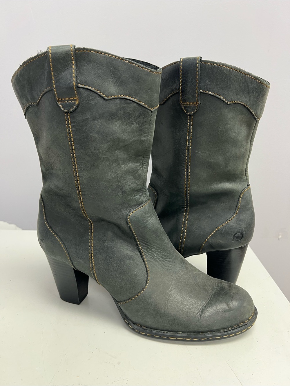 Born Dark Gray Leather Heeled Mid-Calf Boots Tan Stitch Women’s 11